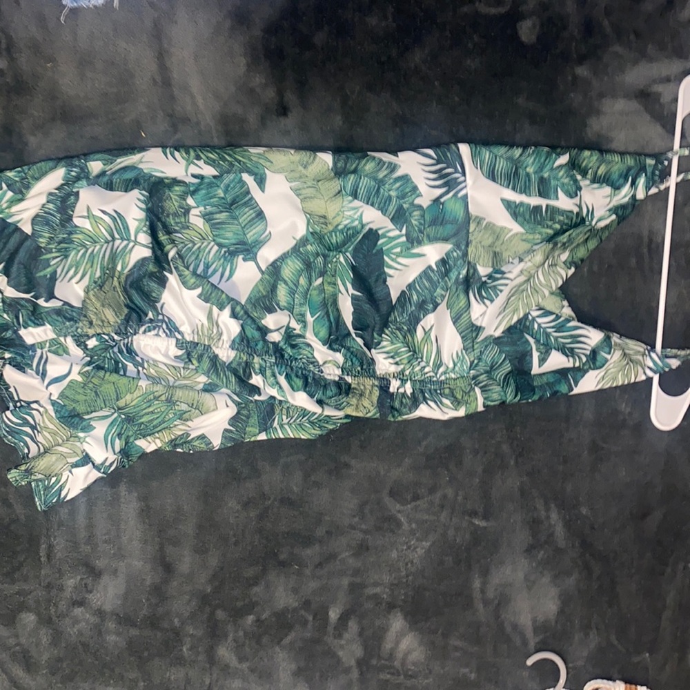 Palm dress